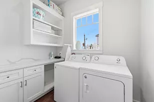 21233 Gulf Dr, Galveston, TX 77554 - Photo 12