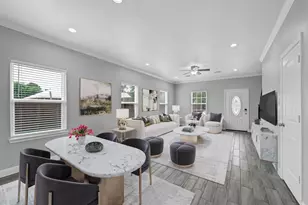 5807 Southmund St, Houston, TX 77033 - Photo 2