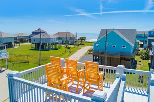 2639 Whitecap, Crystal Beach, TX 77650 - Photo 4