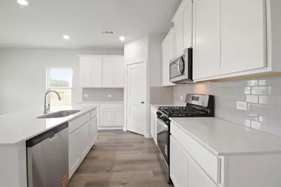 303 Brazen Forest Trail, Magnolia, TX 77354 - Photo 8