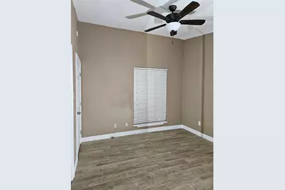 7832 Green Lawn Drive #7832, Houston, TX 77088 - Photo 18