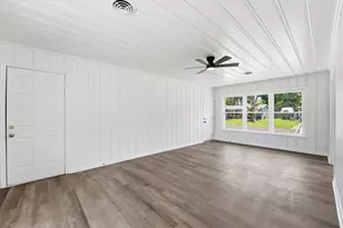 5002 Live Oak Dr, Texas City, TX 77591 - Photo 12