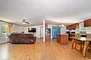 317 River Rd, Angleton, TX 77515 - Photo 12