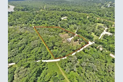 317 River Road, Angleton, TX 77515 - Photo 2