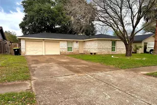 7754 Bunker Wood Ln, Houston, TX 77086 - Photo 2