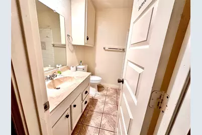 7754 Bunker Wood Lane, Houston, TX 77086 - Photo 10