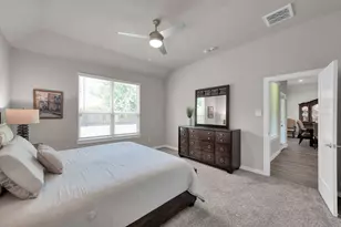 14010 Juniper Pt Ln, Conroe, TX 77384 - Photo 16