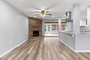 1620 Beachcomber Ln, Houston, TX 77062 - Photo 8
