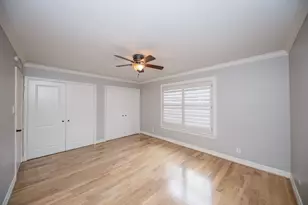 9015 Gaylord St, Hedwig Village, TX 77024 - Photo 14