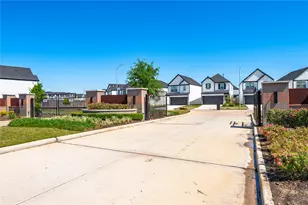 2919 Crown Gate Dr, Houston, TX 77047 - Photo 36