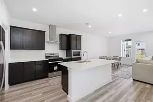 2919 Crown Gate Dr, Houston, TX 77047 - Photo 8