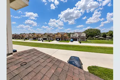 11115 Beverley Park Street, Sugar Land, TX 77498 - Photo 18