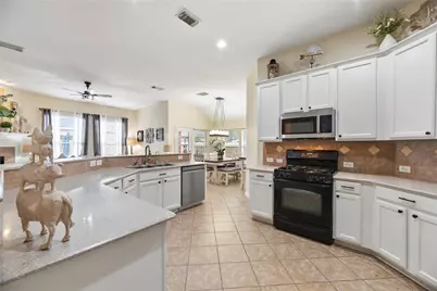 12323 E Elizabeth Shore Loop, Cypress, TX 77433 - Photo 18