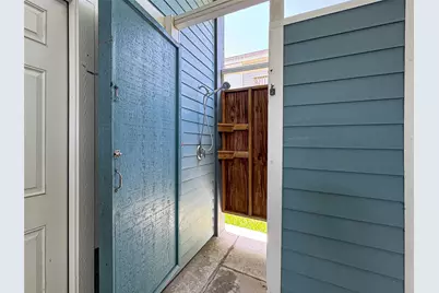 22902 Verano Drive, Galveston, TX 77554 - Photo 24