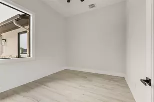 2044 Pebble Bnd Dr, College Station, TX 77845 - Photo 18
