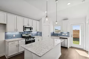 32507 Midsummer Dr, Fulshear, TX 77441 - Photo 2