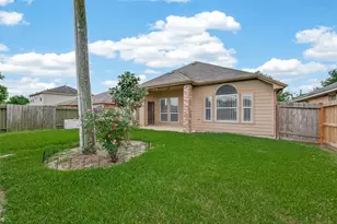11719 Bollinger Park Ct, Houston, TX 77047 - Photo 4