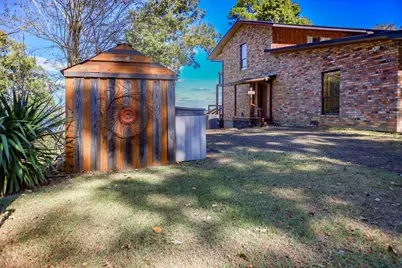 169 Cheyenne, Zavalla, TX 75980 - Photo 40