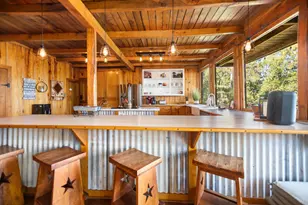 169 Cheyenne, Zavalla, TX 75980 - Photo 14