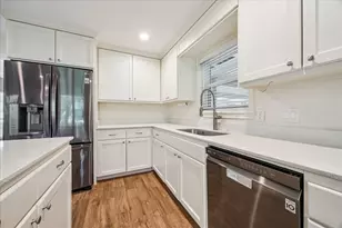 12511 Britt Rd, Pearland, TX 77584 - Photo 10