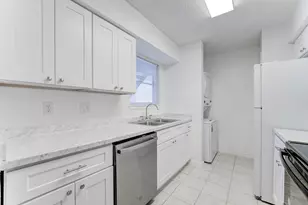 12615 Brookglade Cir, Houston, TX 77099 - Photo 12