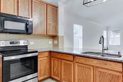 2410 Lakecrest Town Drive, Katy, TX 77493 - Photo 12