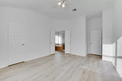 2410 Lakecrest Town Drive, Katy, TX 77493 - Photo 16