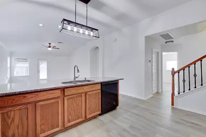 2410 Lakecrest Town Drive, Katy, TX 77493 - Photo 8