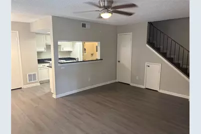5650 Birchmont Drive #B, Houston, TX 77091 - Photo 2