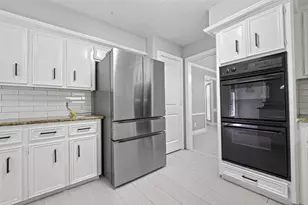 2227 Pine River Dr, Houston, TX 77339 - Photo 10