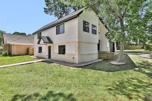 101 April Point Pl, Conroe, TX 77356 - Photo 4