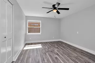 101 April Point Pl, Conroe, TX 77356 - Photo 10