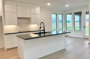 31106 Marlow Mnr Ct, Fulshear, TX 77441 - Photo 12