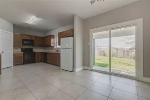 4834 Hollow Hook Rd, Houston, TX 77041 - Photo 6