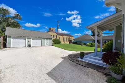 210 W Calhoun Street, El Campo, TX 77437 - Photo 38