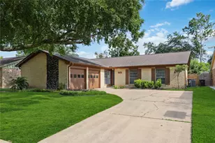 8826 Tanager St, Houston, TX 77036 - Photo 1