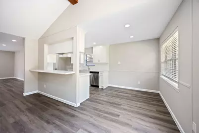 8826 Tanager Street, Houston, TX 77036 - Photo 12