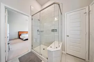 10605 Centre Green Way, Houston, TX 77043 - Photo 18