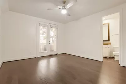 4024 Woodshire Village Estate, Houston, TX 77025 - Photo 12