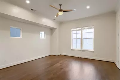 4024 Woodshire Village Estate, Houston, TX 77025 - Photo 18