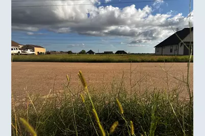 490 Angus Trail, Angleton, TX 77515 - Photo 10