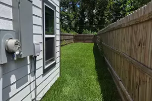 11610 Danford Ln, Houston, TX 77016 - Photo 14