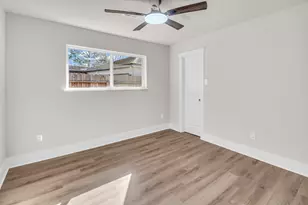 11630 Sagewillow Ln, Houston, TX 77089 - Photo 18