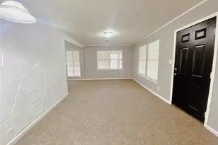 88 Gazebo St, Huntsville, TX 77340 - Photo 4