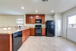 1315 Pease River Ln, Rosenberg, TX 77471 - Photo 10