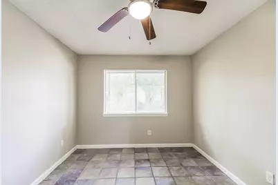 4427 Ravine Drive, Friendswood, TX 77546 - Photo 8