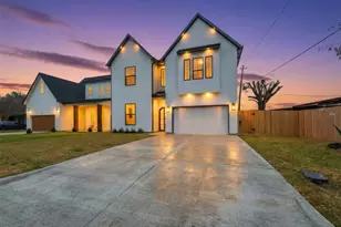 204 Milwaukee St, Houston, TX 77009 - Photo 2