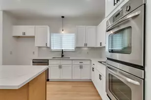 26 Cherry Hill Dr, Conroe, TX 77304 - Photo 10