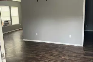 7909 Brutus St, Houston, TX 77012 - Photo 8