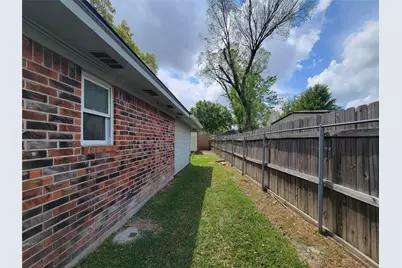 12611 Dermott Drive, Houston, TX 77065 - Photo 40